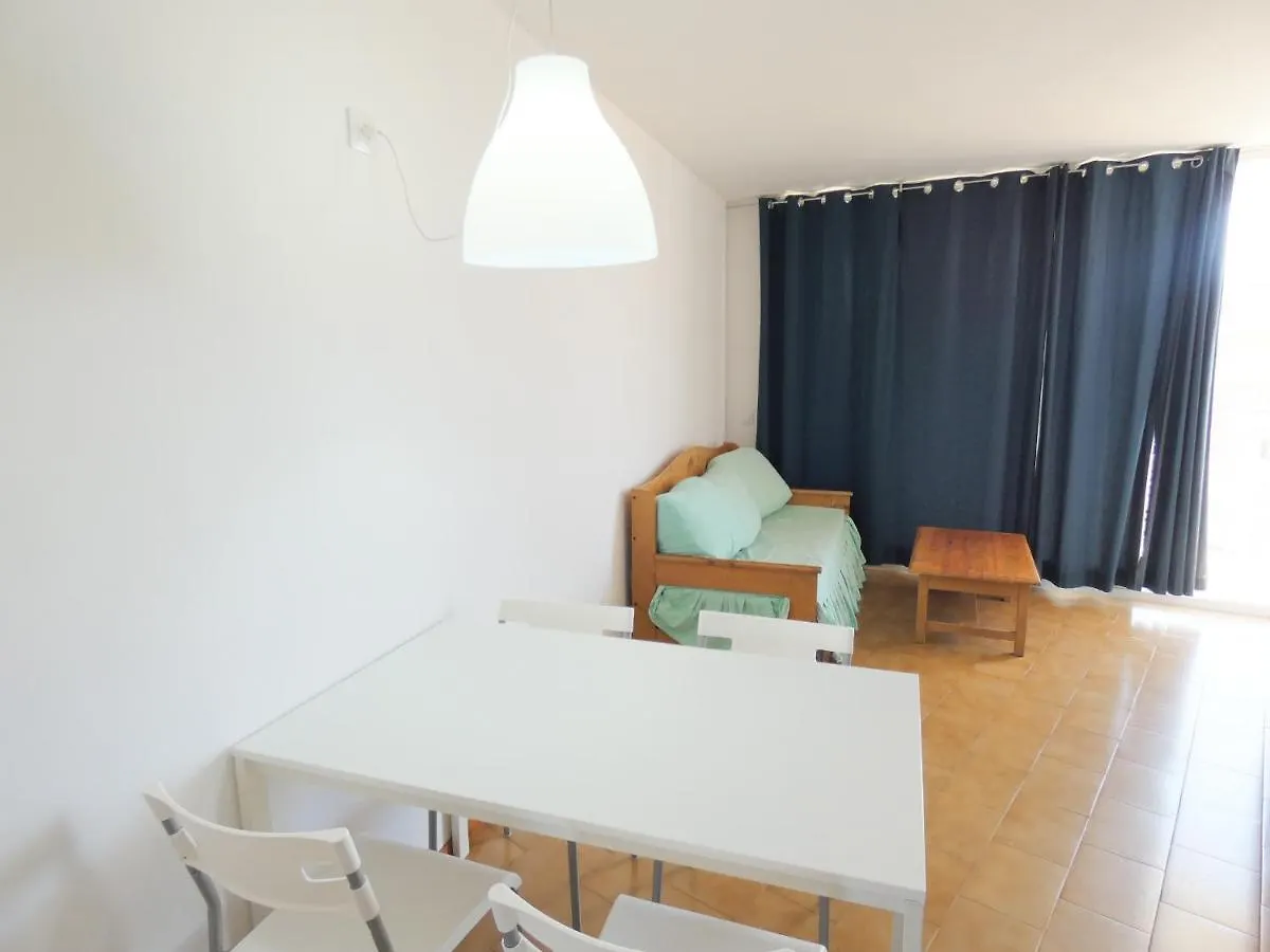 Ferienwohnung Bora 5-B Roses 0*,